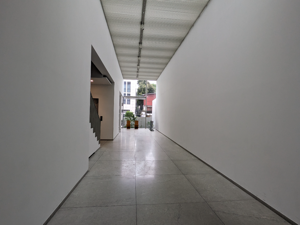 fresh/building/J00100493069_12