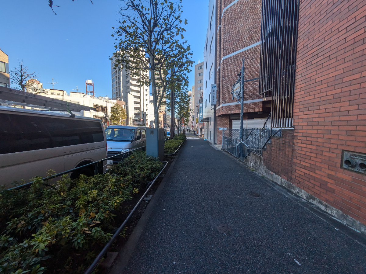 fresh/building/J00100493400_2
