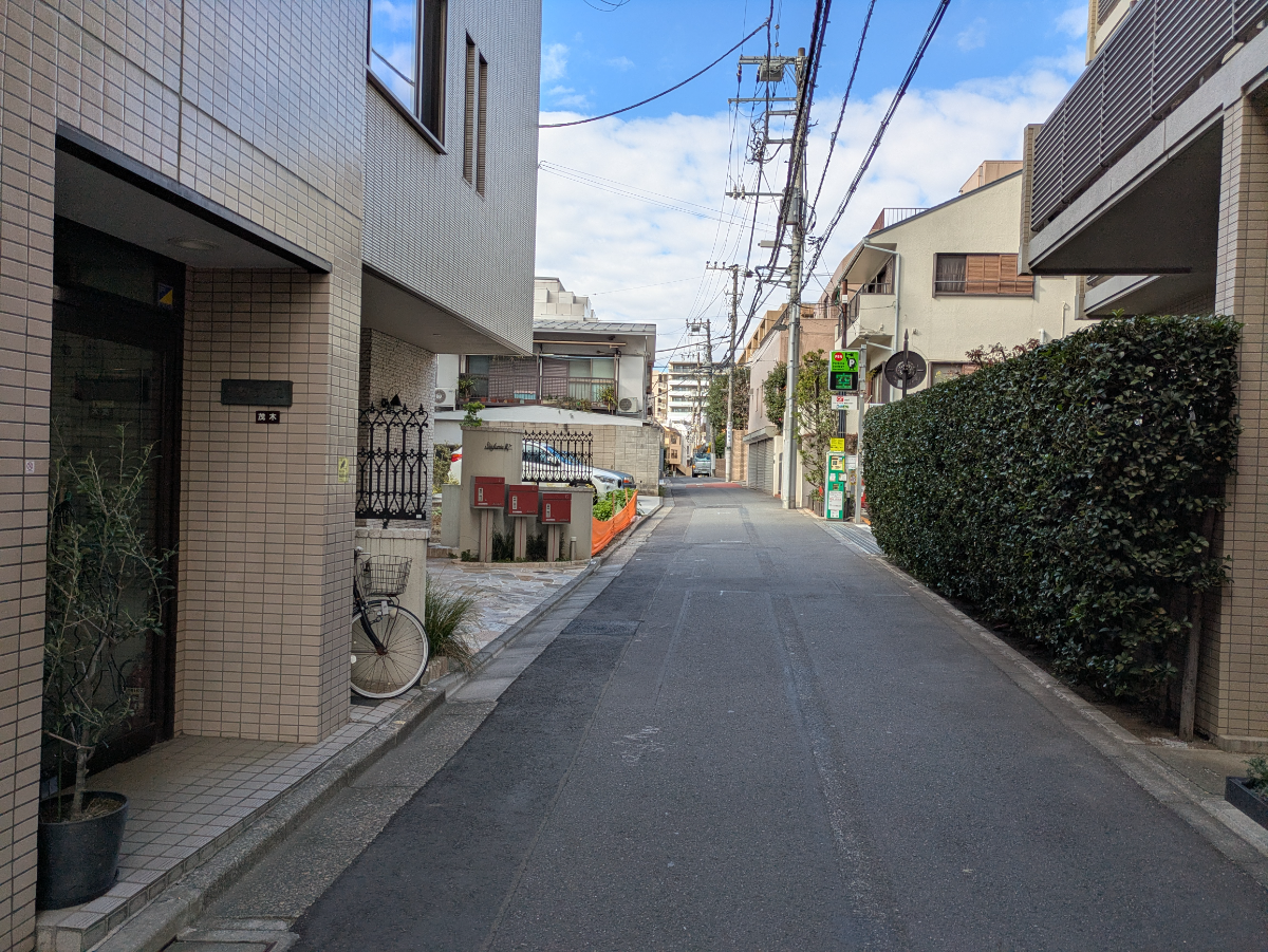 fresh/building/J00100493777_2