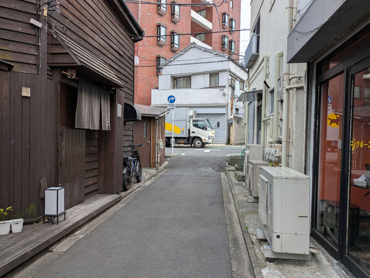 fresh/building/J00100494257_2