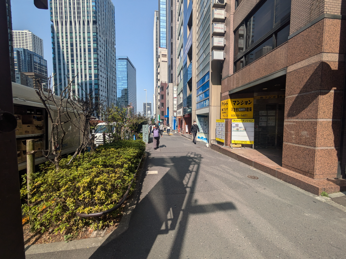 fresh/building/J00100494983_2