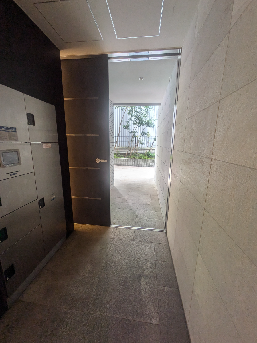 fresh/building/J00100495256_10