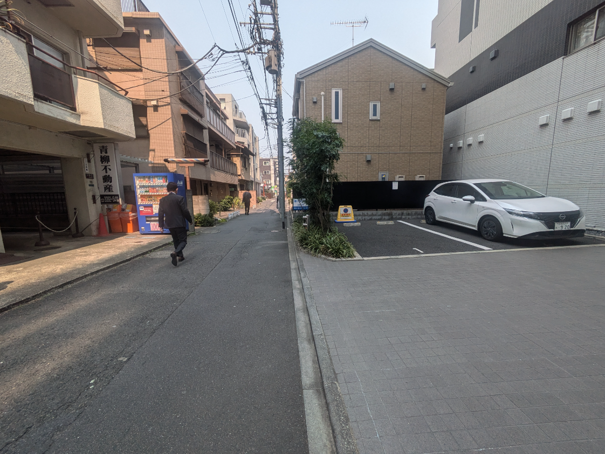 fresh/building/J00100495256_2