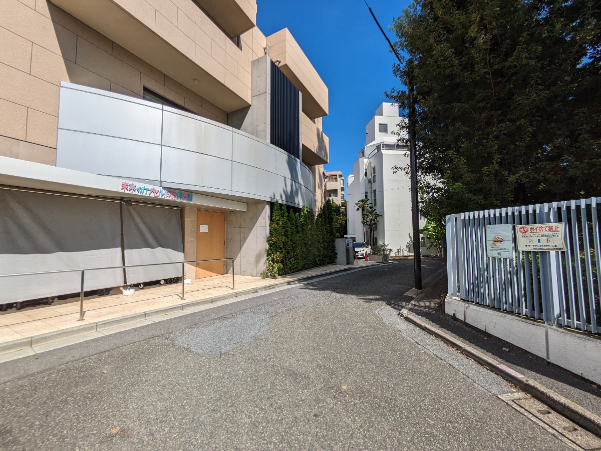 fresh/building/J00100495803_2