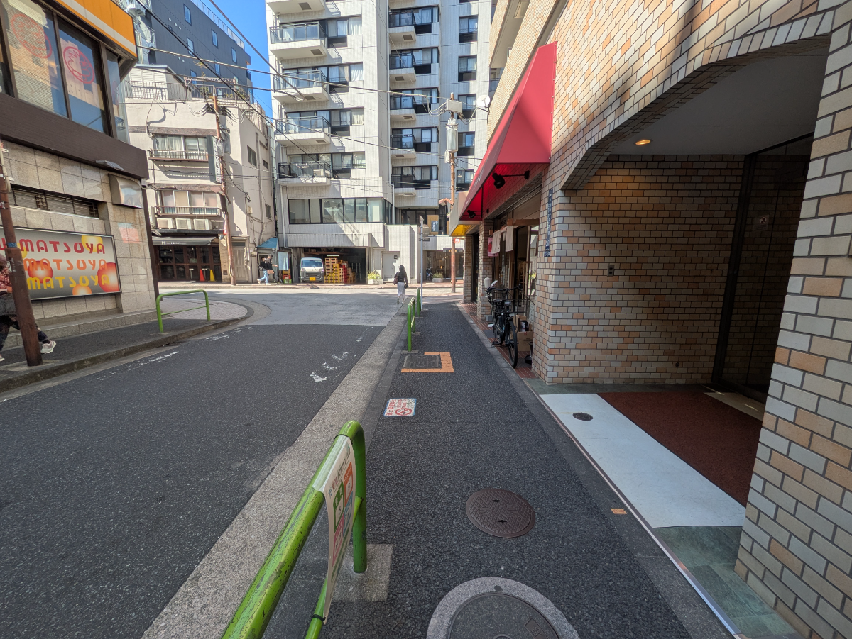 fresh/building/J00100496074_2