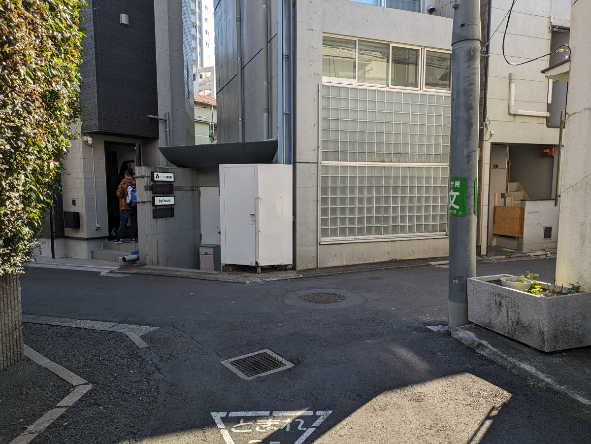 fresh/building/J00100496077_12