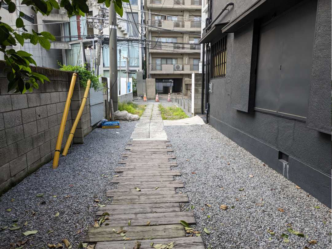 fresh/building/J00100496195_2