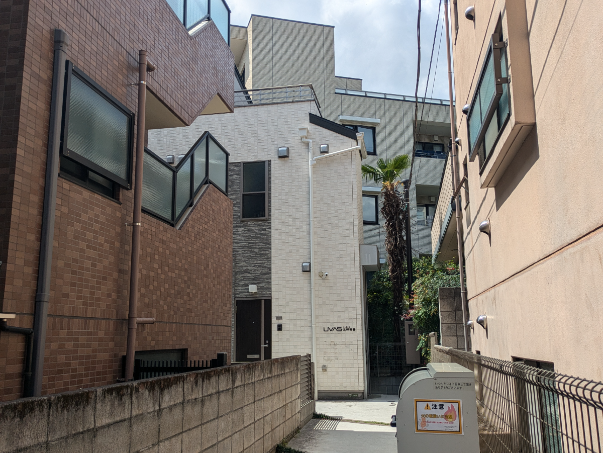 fresh/building/J00100496271_8