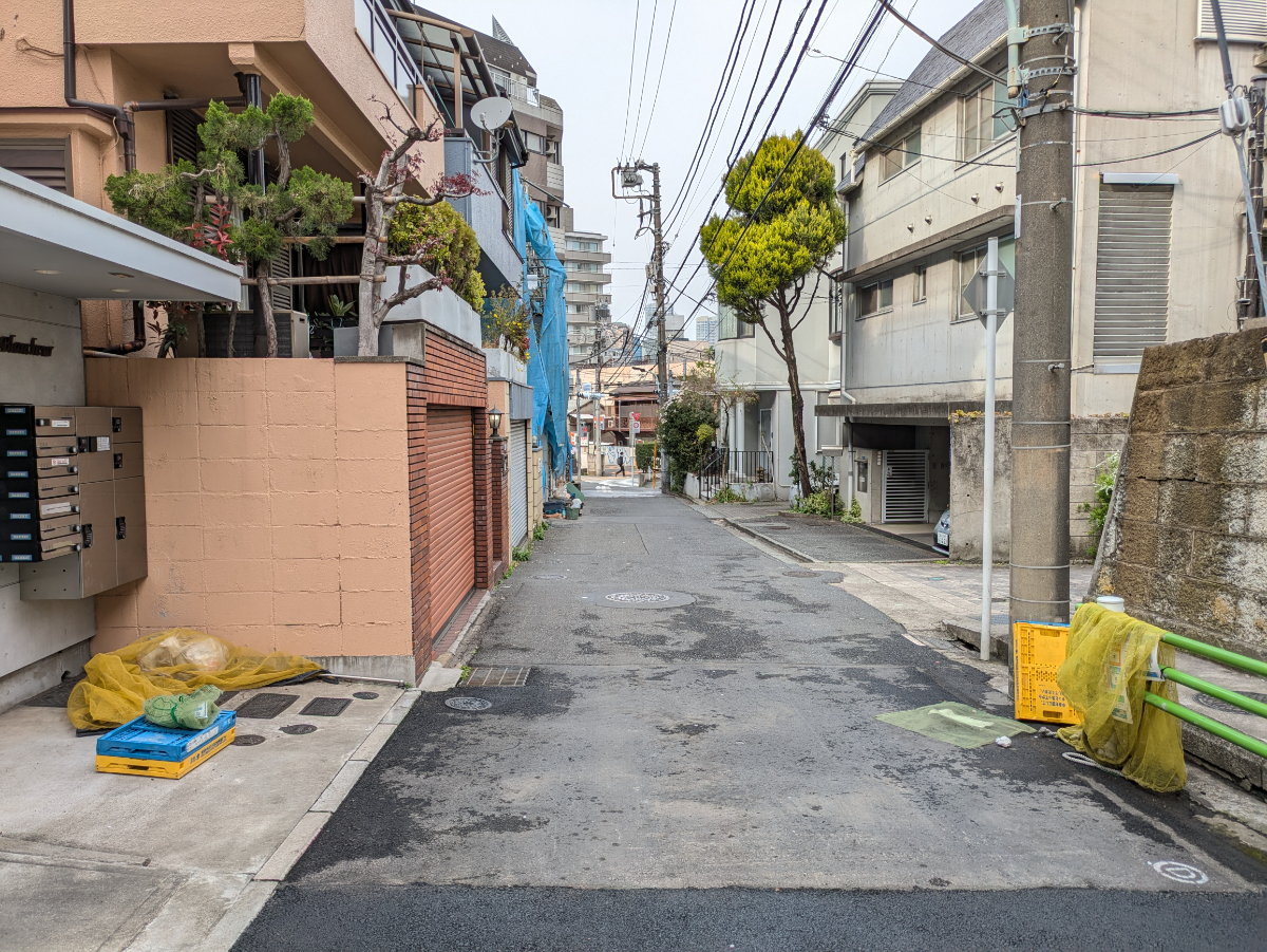 fresh/building/J00100497760_2
