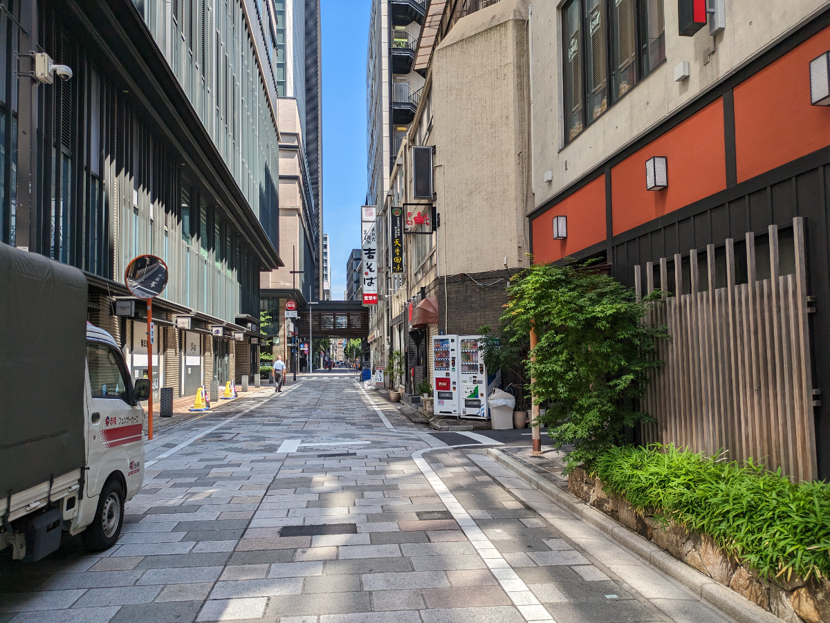 fresh/building/J00100498962_2