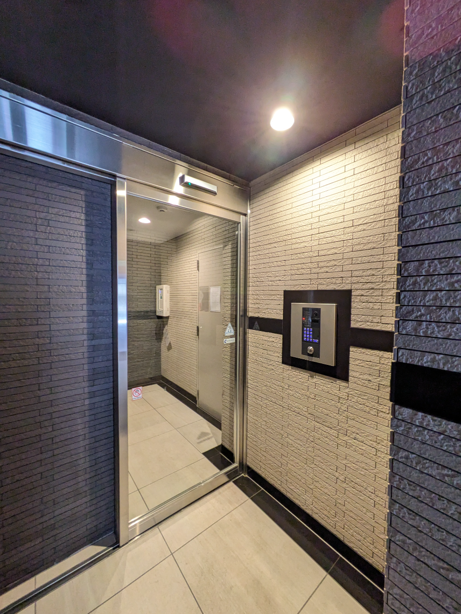 fresh/building/J00100499601_12
