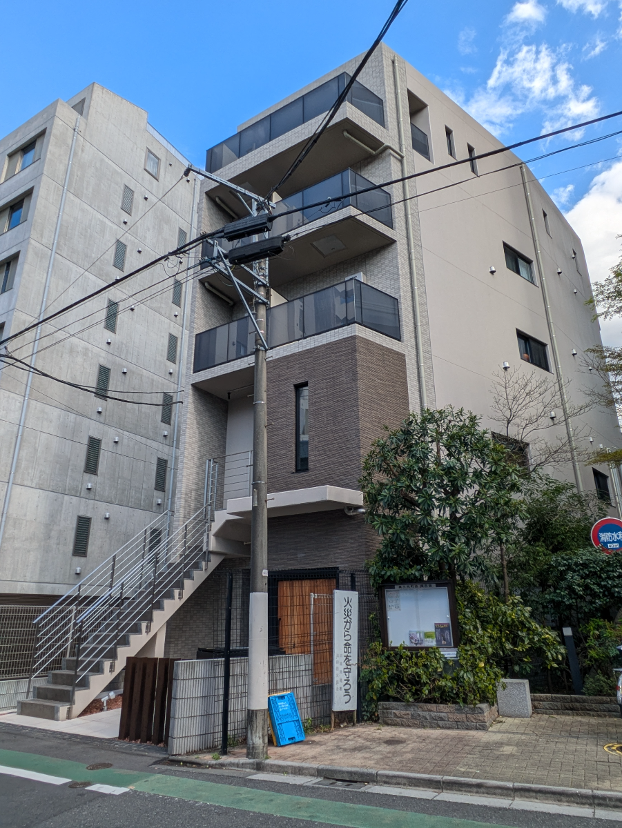fresh/building/J00100499601_8