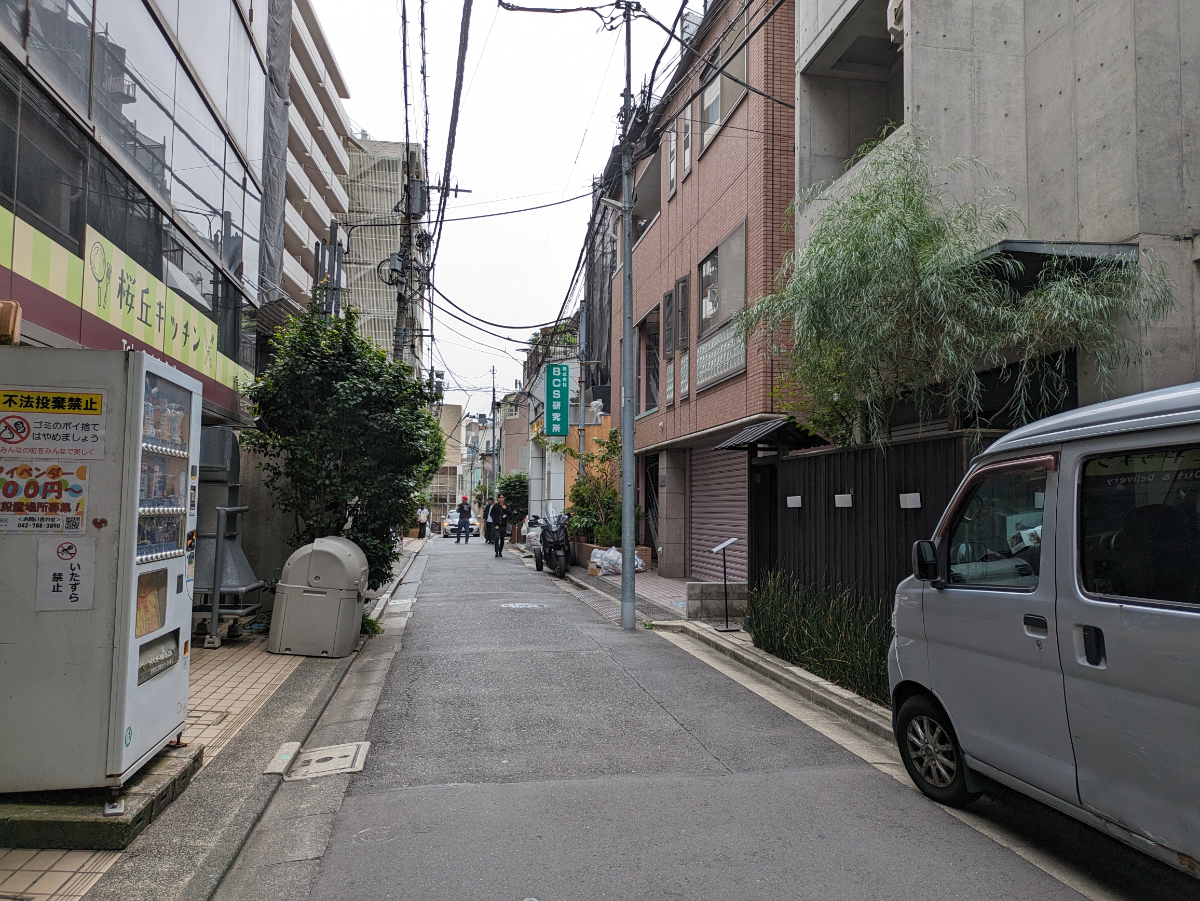 fresh/building/J00100499928_2