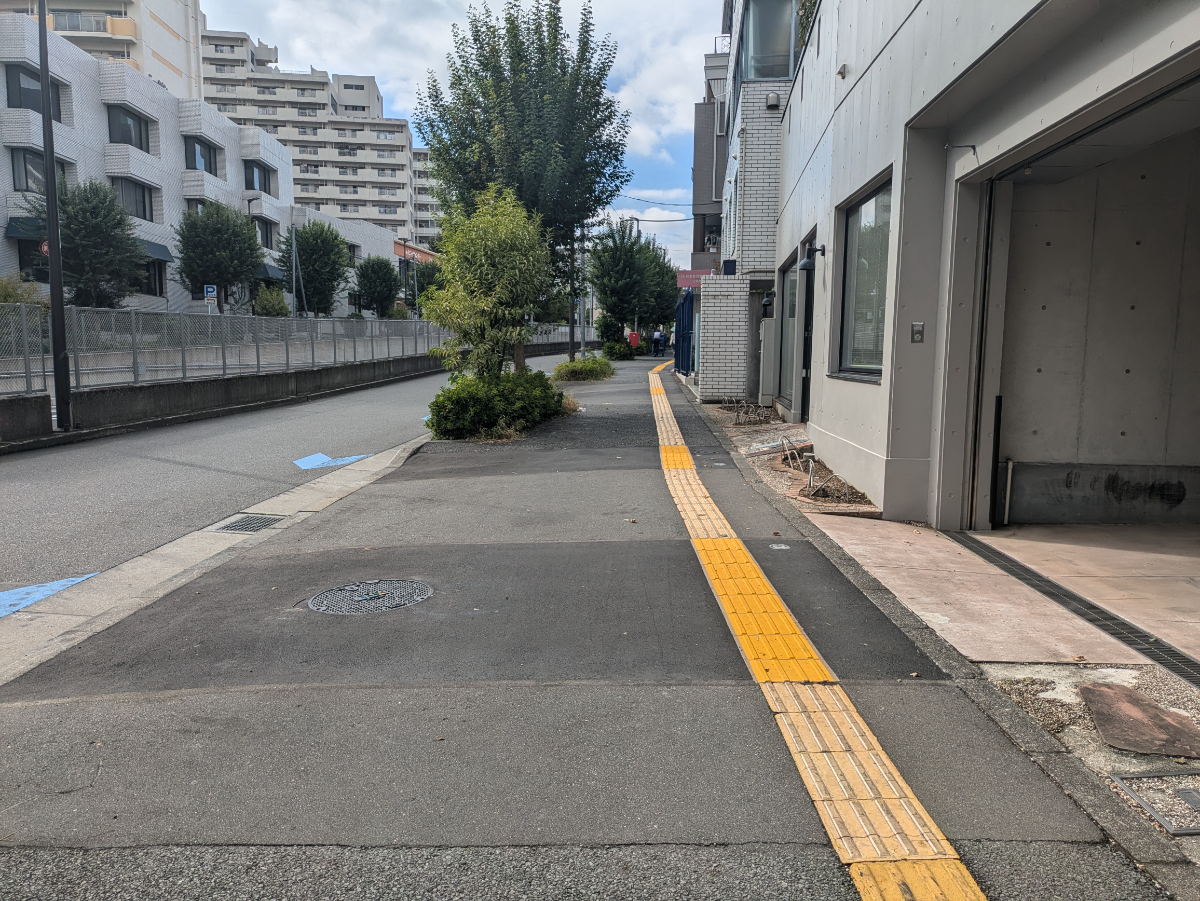 fresh/building/J00100509339_2