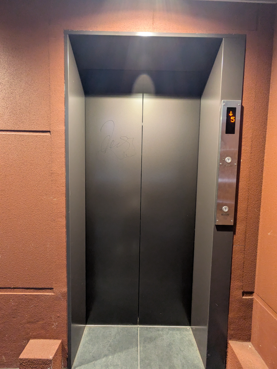 fresh/building/J00100631122_4