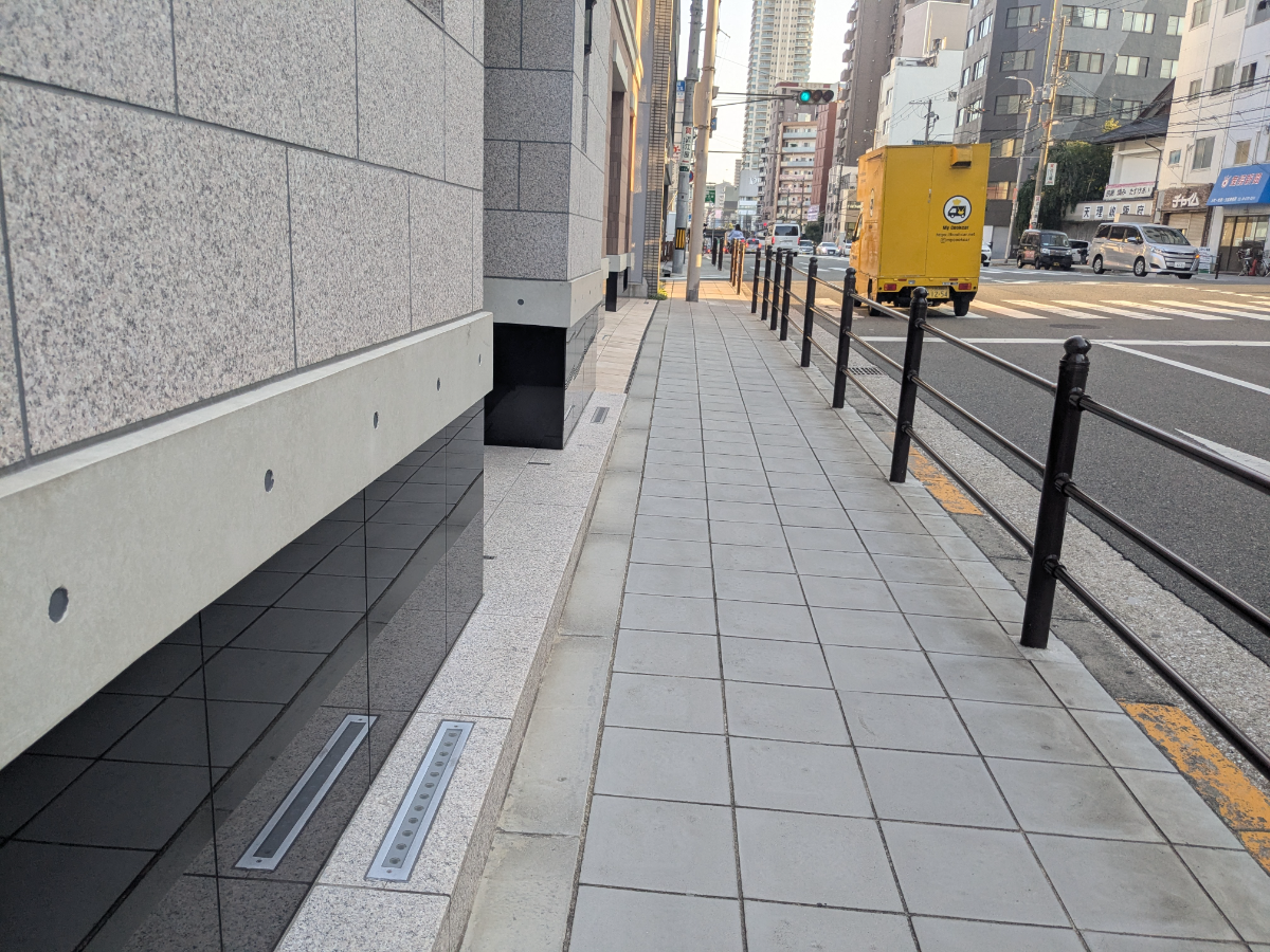fresh/building/J00100631737_2