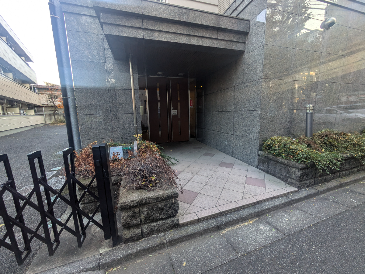 fresh/building/J00100635123_3