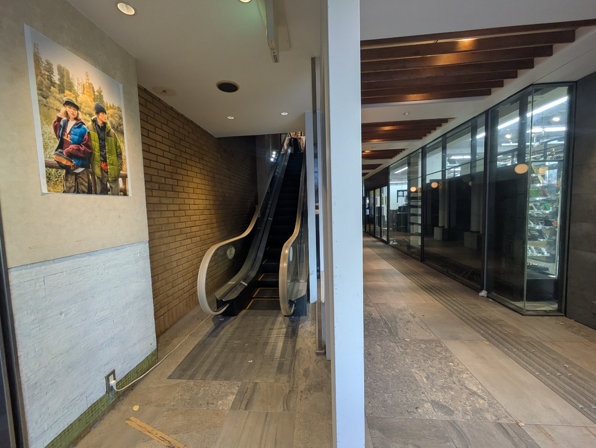 fresh/building/J00100635128_3