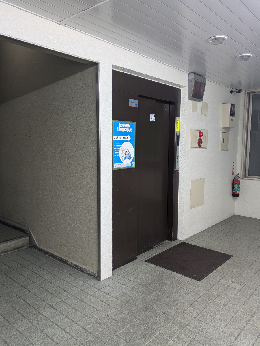 fresh/building/J00100636111_4