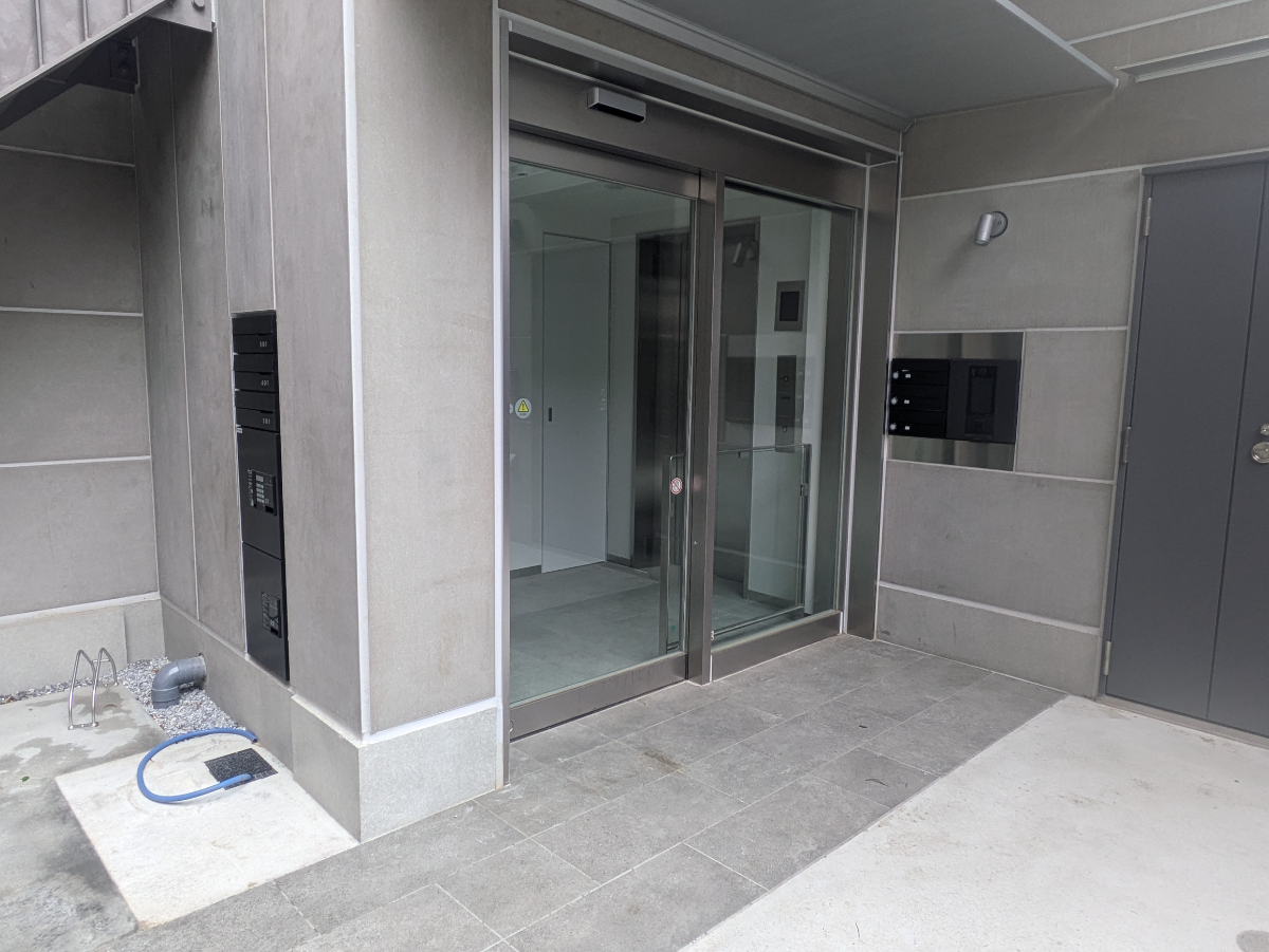 fresh/building/J00100636416_3