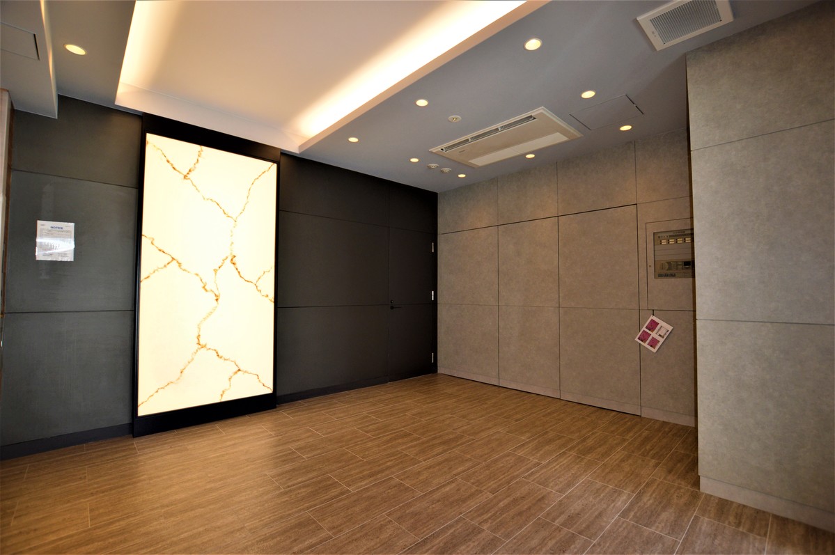 v20230506151908/fresh/building/J00100357303_10