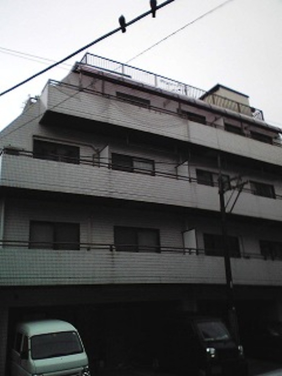 v20230506151908/fresh/building/J00100391779_1