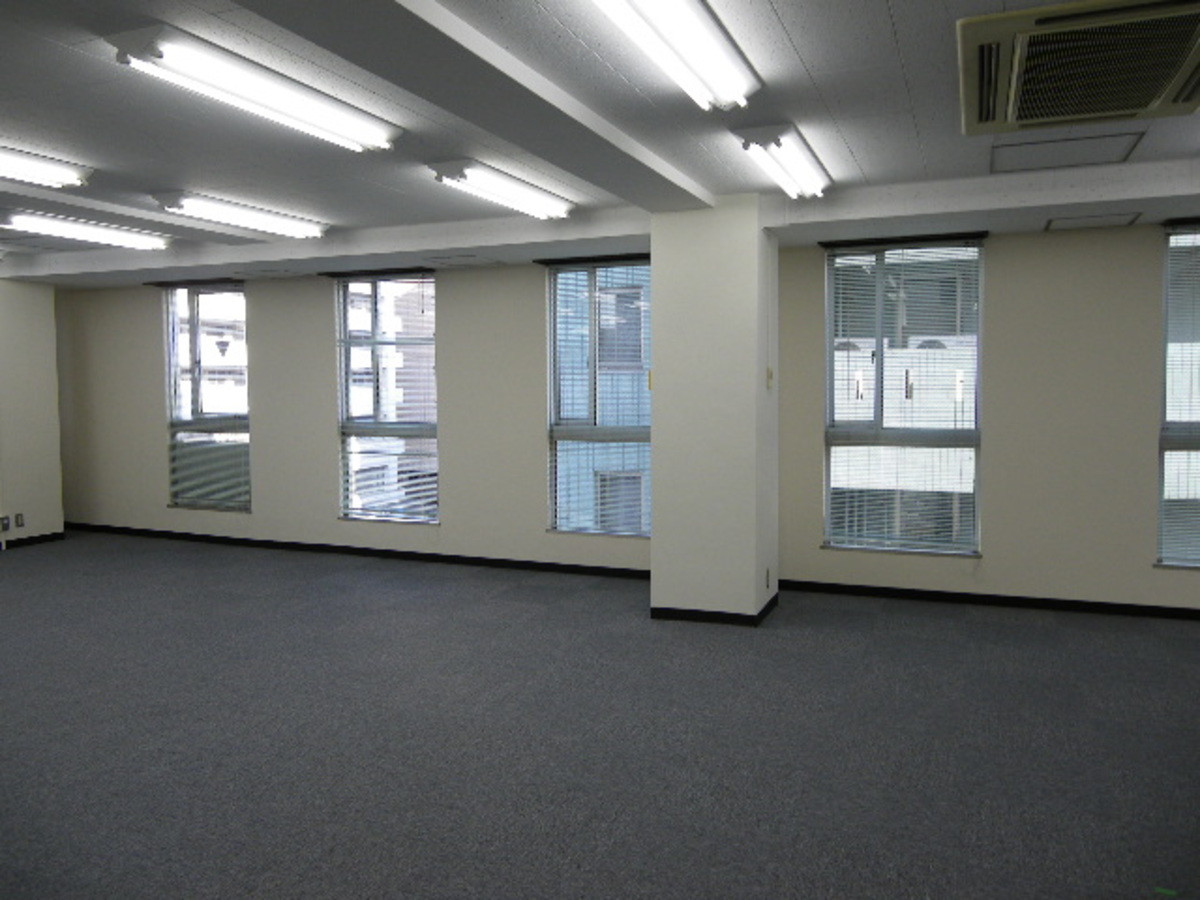 v20230506151909/fresh/building/J00100359360_5