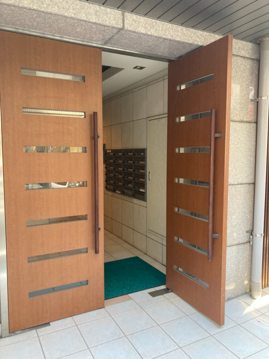 v20230506151909/fresh/building/J00100364693_3