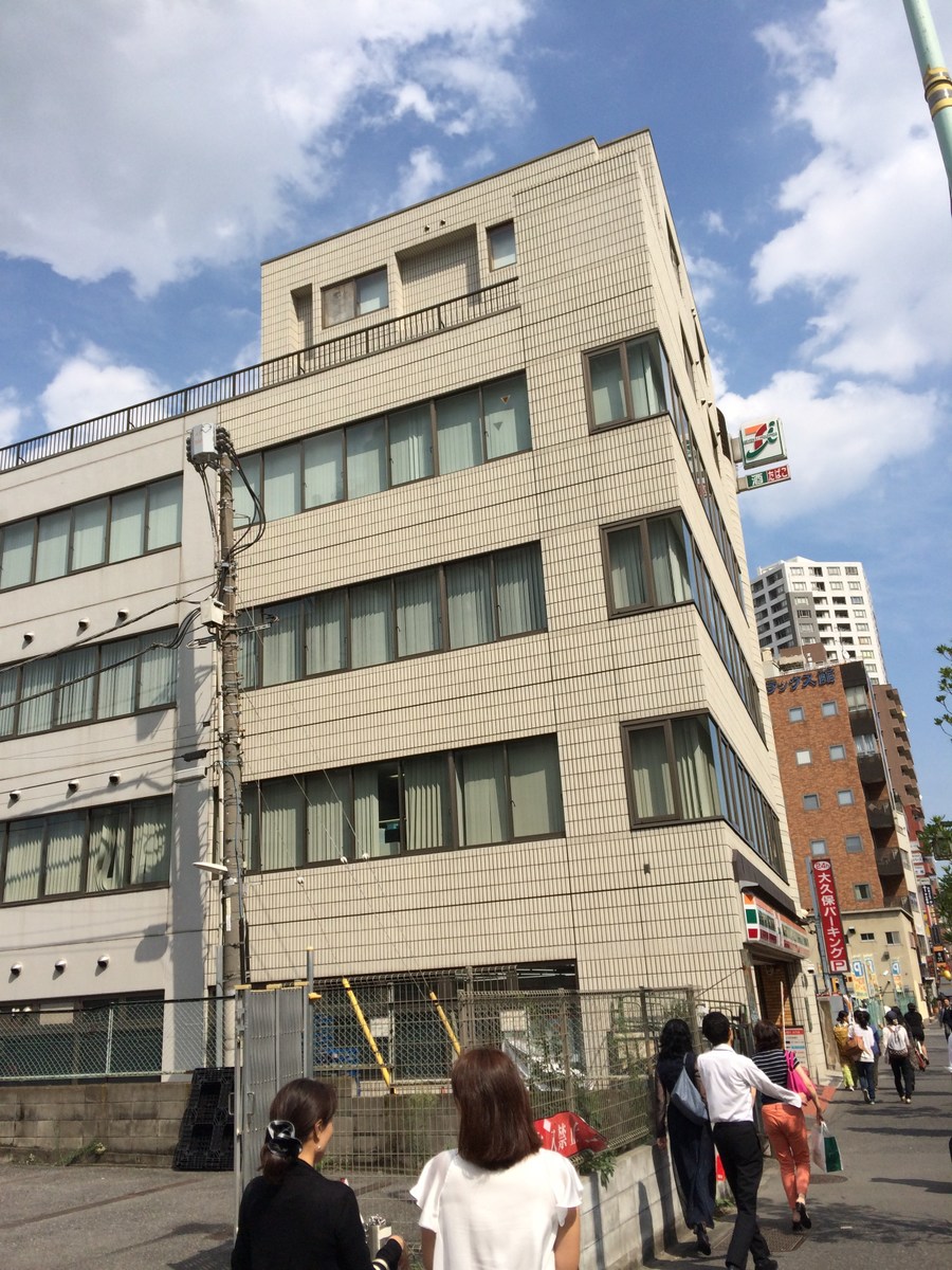 v20230506151909/fresh/building/J00100387408_9