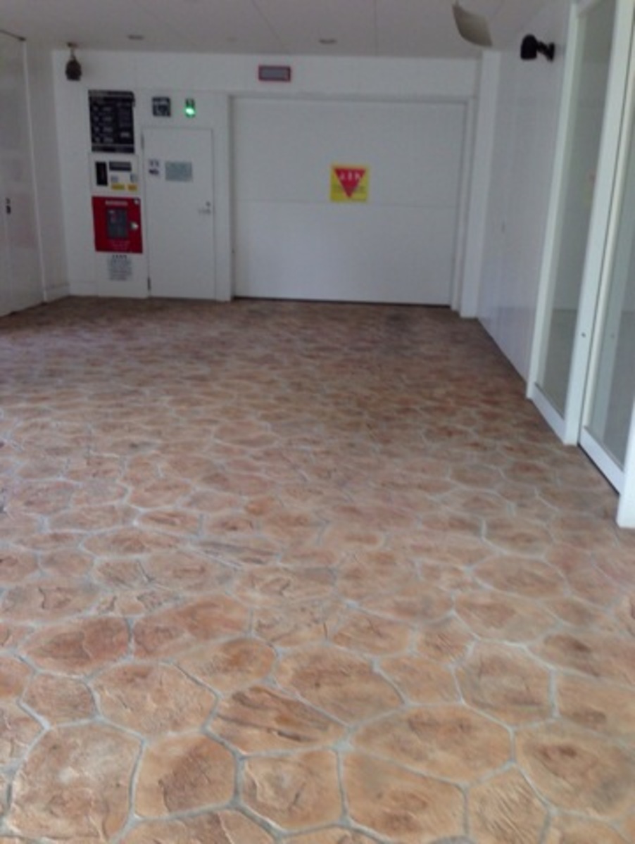 v20230506151909/fresh/building/J00100401921_4