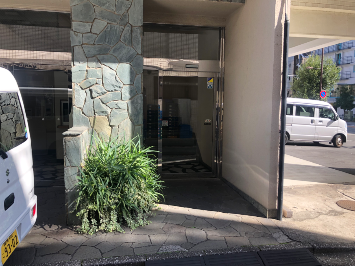 v20230506151910/fresh/building/J00100393816_3