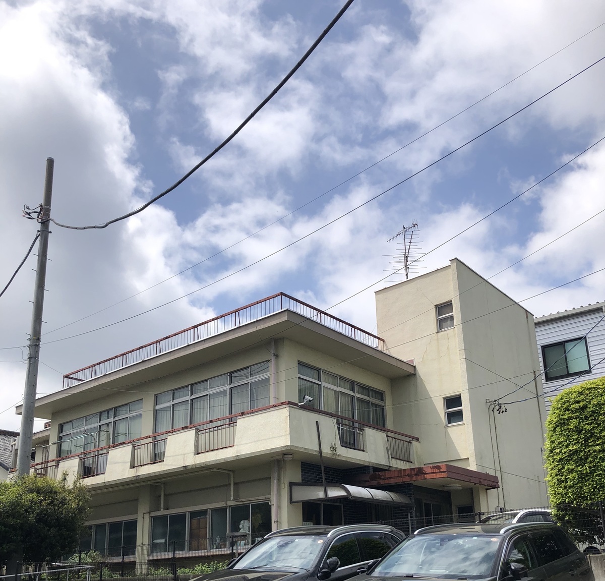 にじいろ内科クリニック