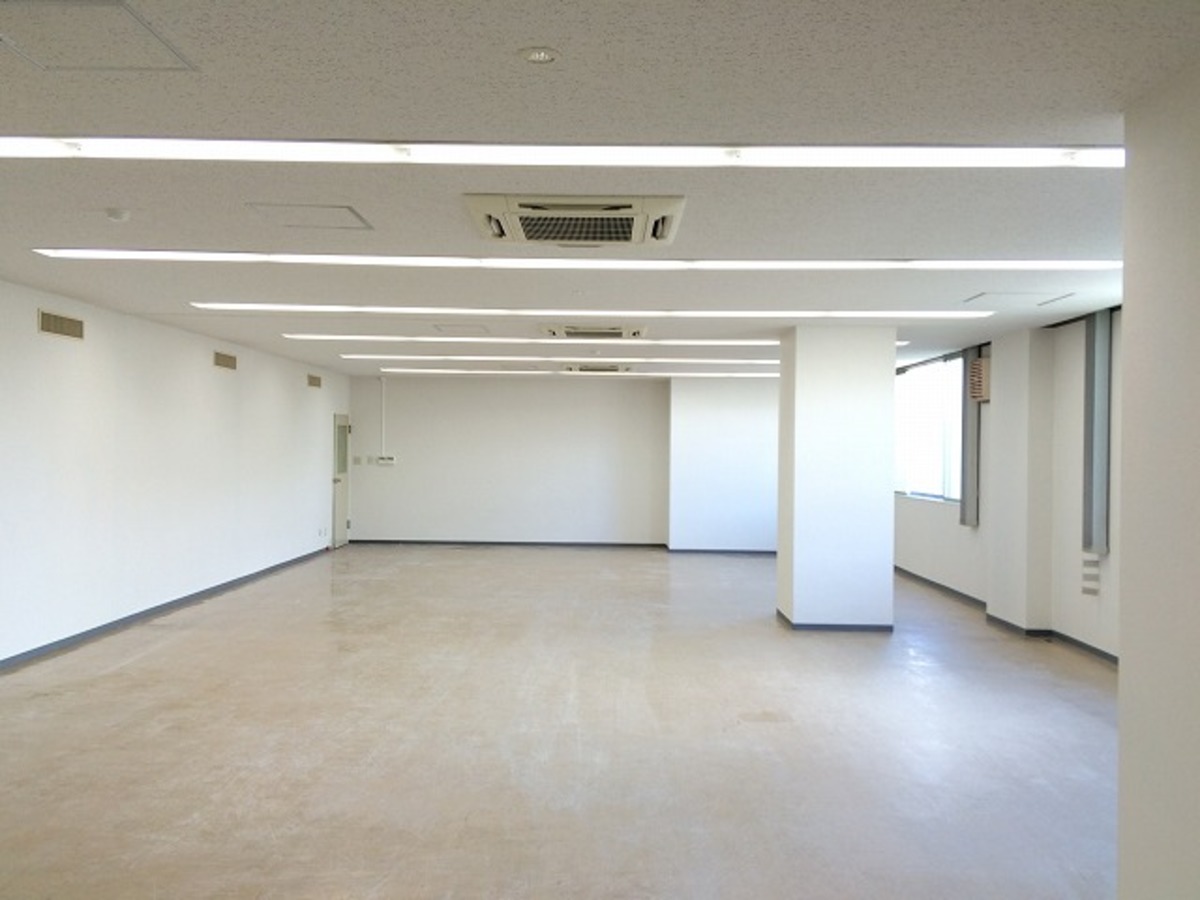 v20240306044524/fresh/room/J00102188354_4