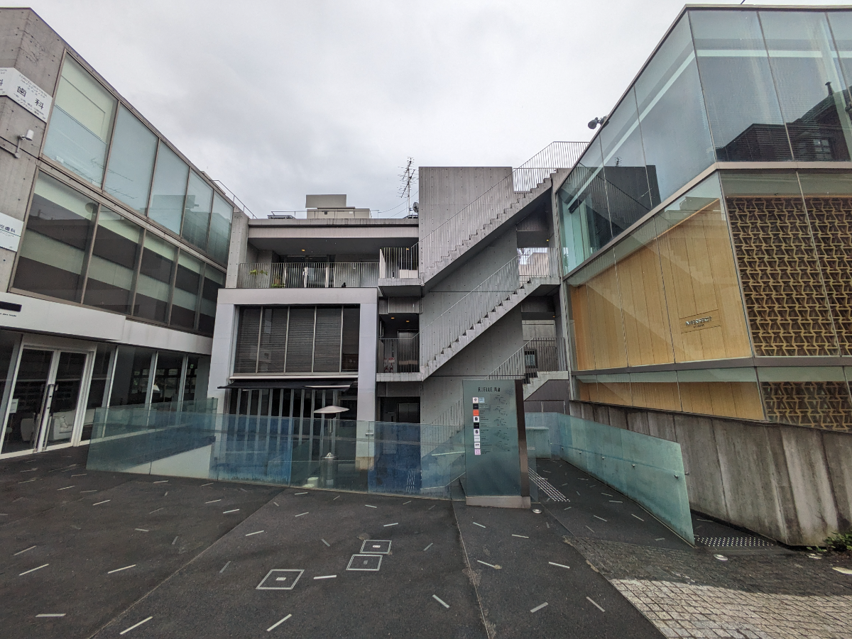 v20240513174100/fresh/building/J00100360859_7