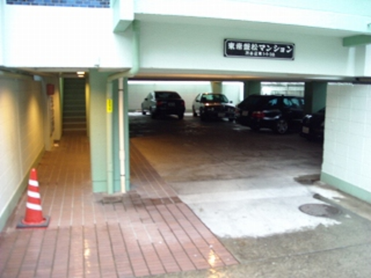 v20240605174056/fresh/building/J00100374440_3