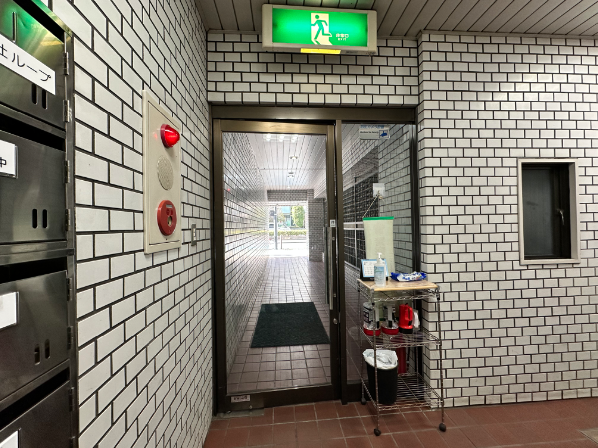 v20240605174056/fresh/building/J00100385045_8