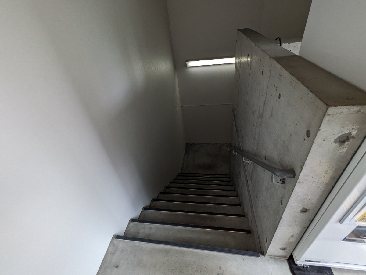 v20240625174107/fresh/building/J00100358579_9