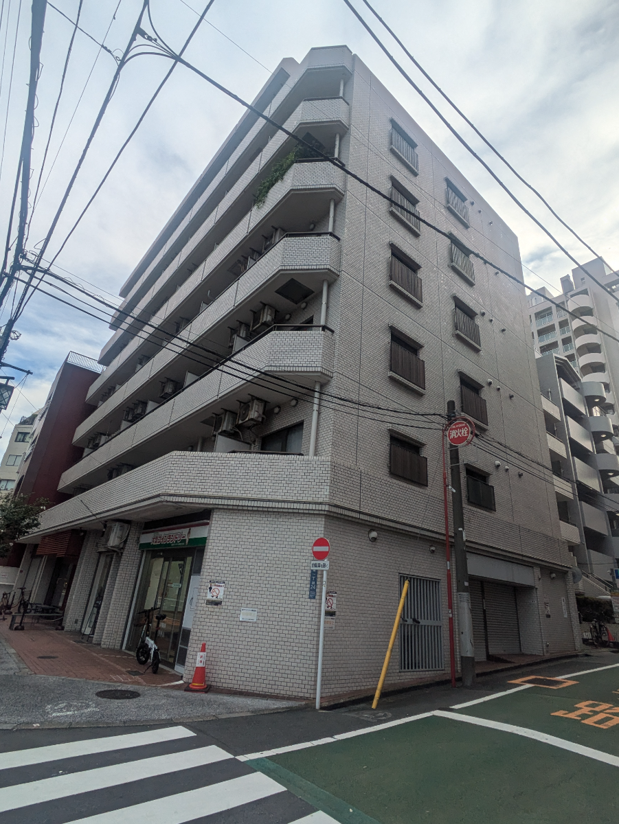 v20240801174054/fresh/building/J00100364836_9