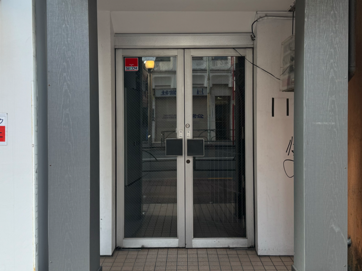v20240816174048/fresh/building/J00100405819_16