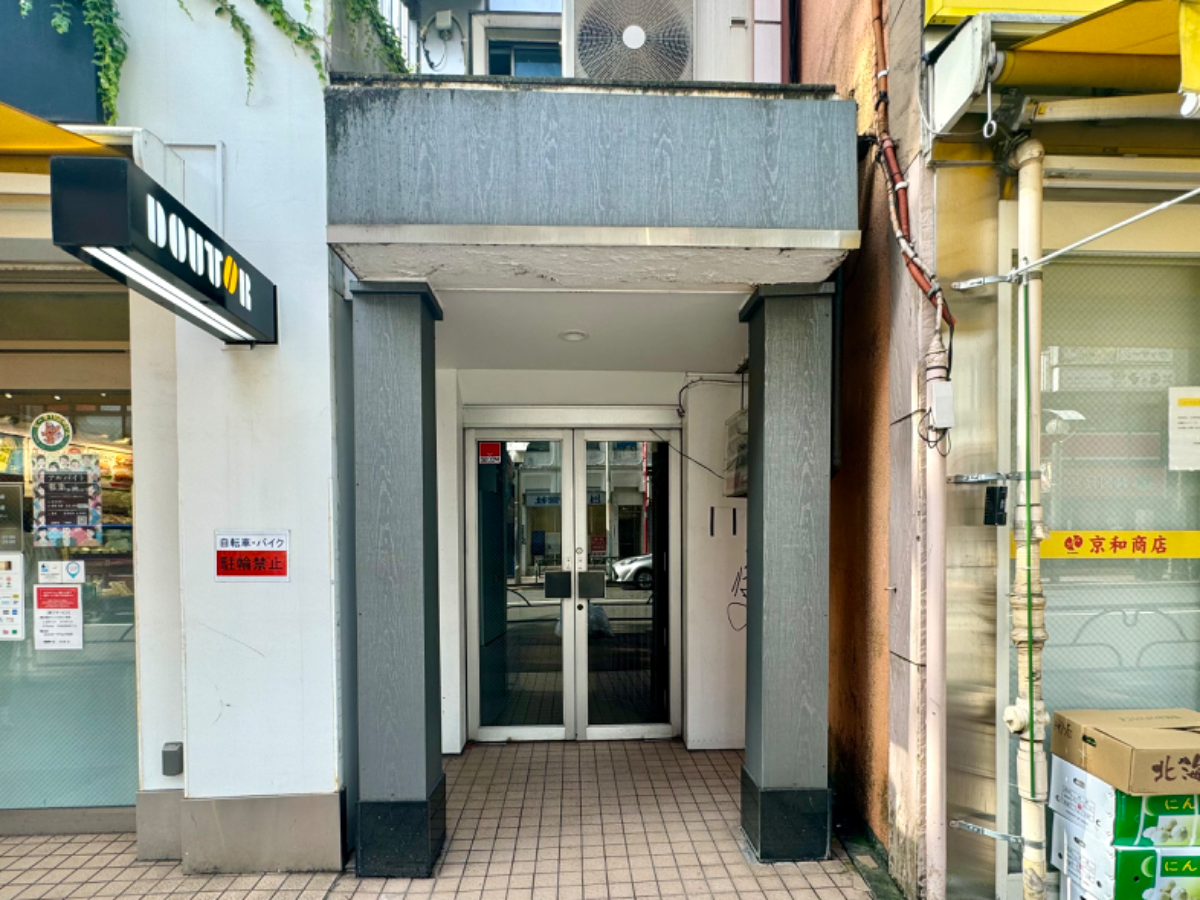 v20240816174048/fresh/building/J00100405819_3