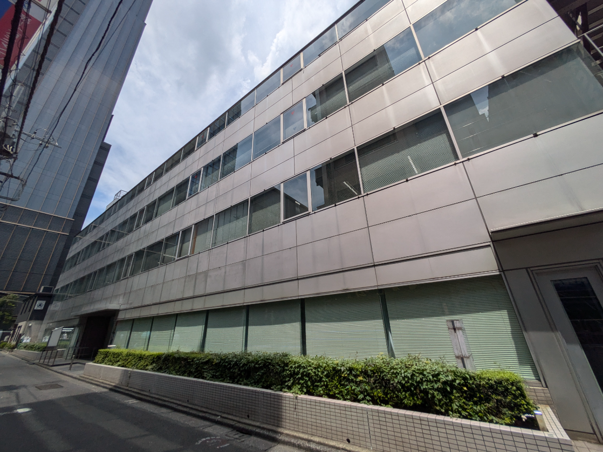 v20241010174100/fresh/building/J00100357442_9