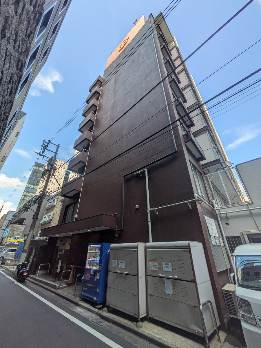 v20241021174107/fresh/building/J00100356850_6