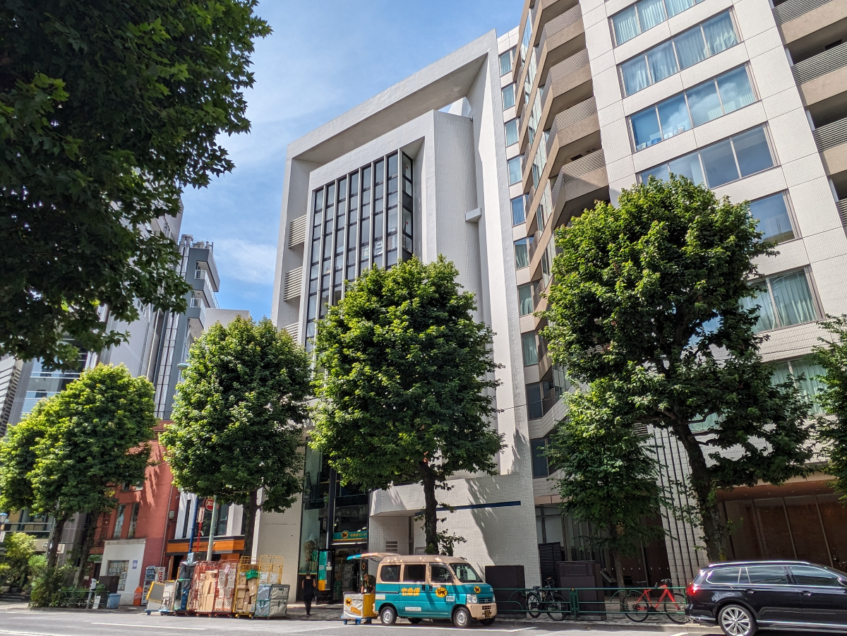 v20241021174107/fresh/building/J00100377150_5