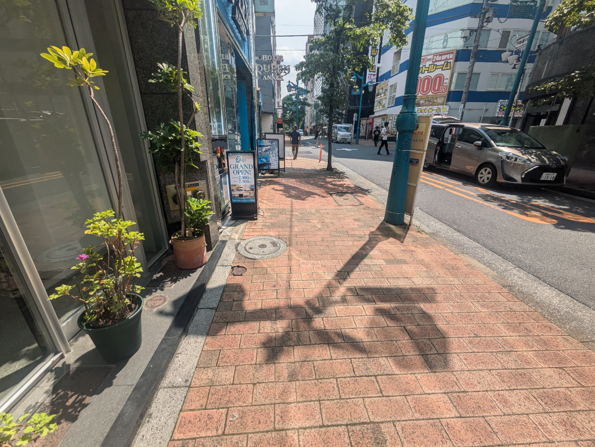 v20241113174104/fresh/building/J00100360379_7