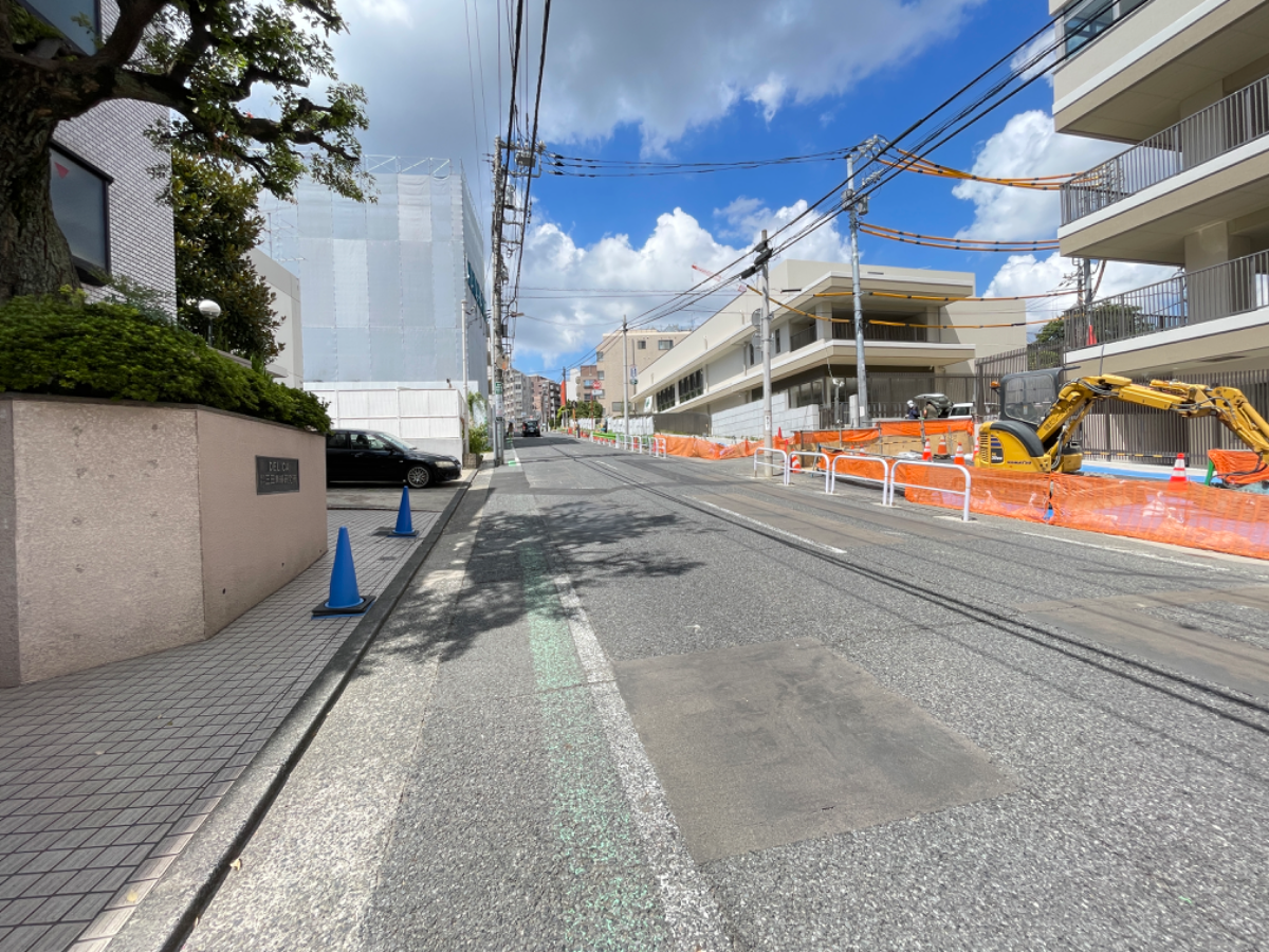 v20241120174114/fresh/building/J00100357035_10