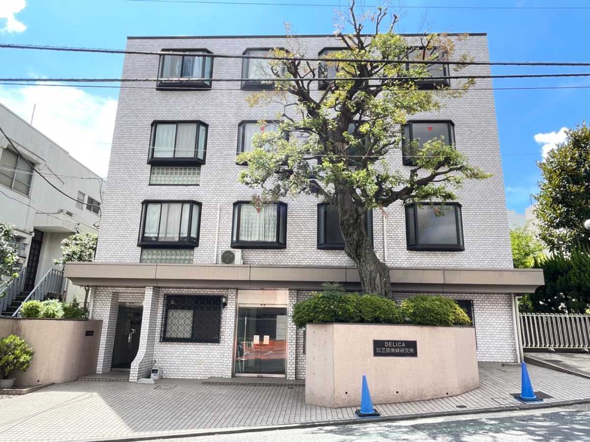 v20241120174114/fresh/building/J00100357035_12