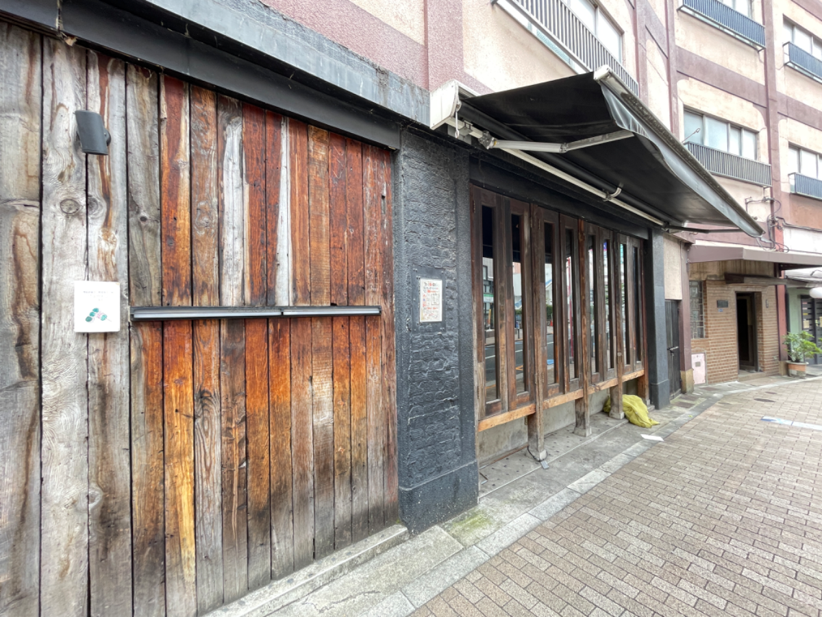 v20241125174106/fresh/building/J00100357015_11