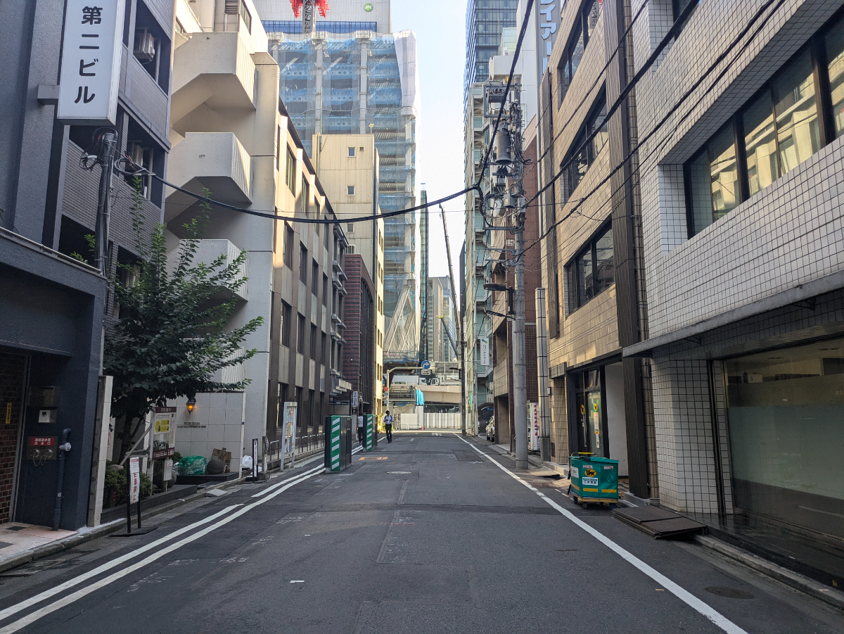 v20241228174028/fresh/building/J00100370591_12