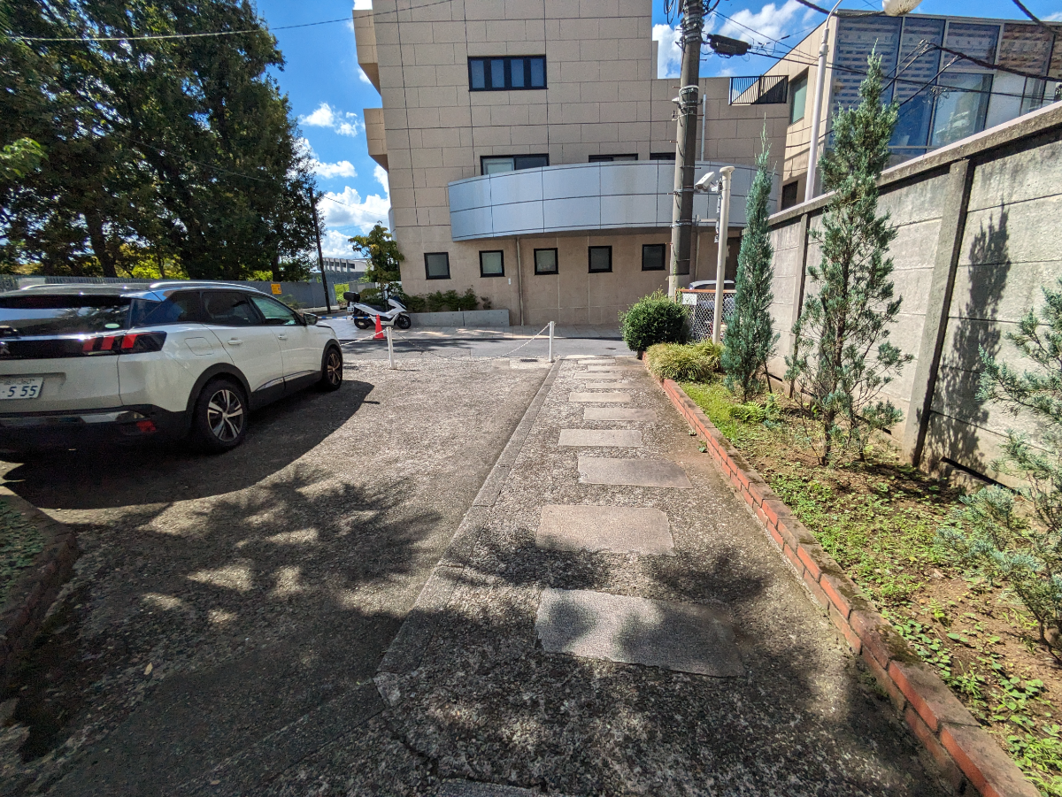 v20241230174040/fresh/building/J00100356564_10