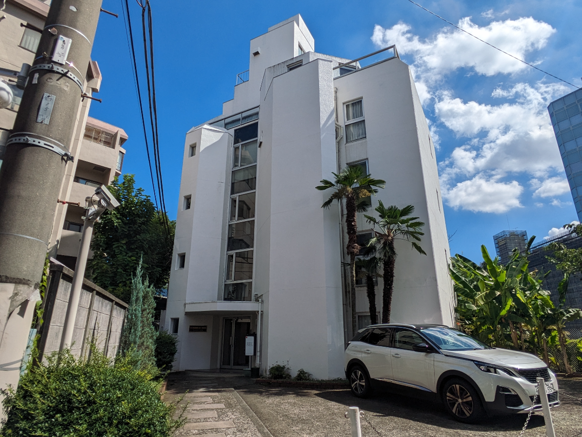 v20241230174040/fresh/building/J00100356564_5